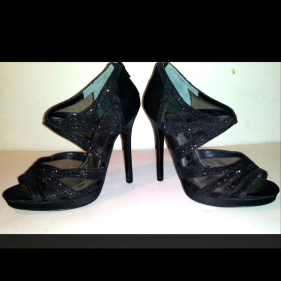 Sparkly heels - Picture 1 of 11